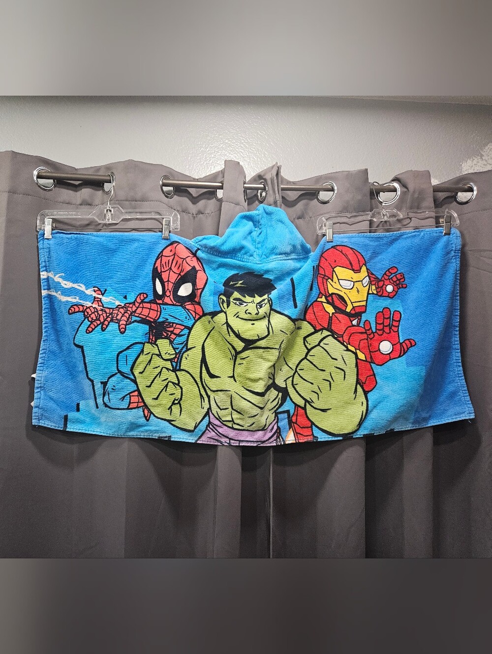 Marvel Superheroes Spiderman Hulk Ironman Kids Hooded Towel